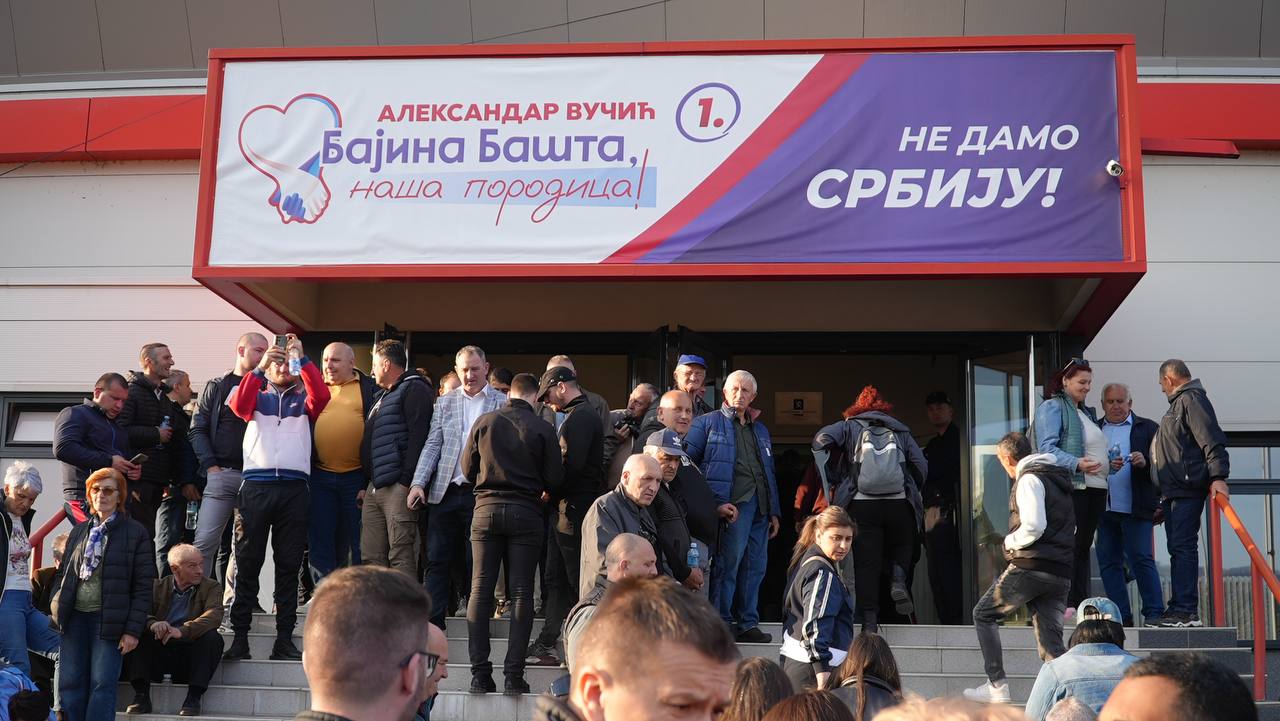 Vučić danas govori u Bajinoj Bašti: Veliki miting SNS-a u gradskoj hali, pogledajte galeriju‚/ Foto: RINA