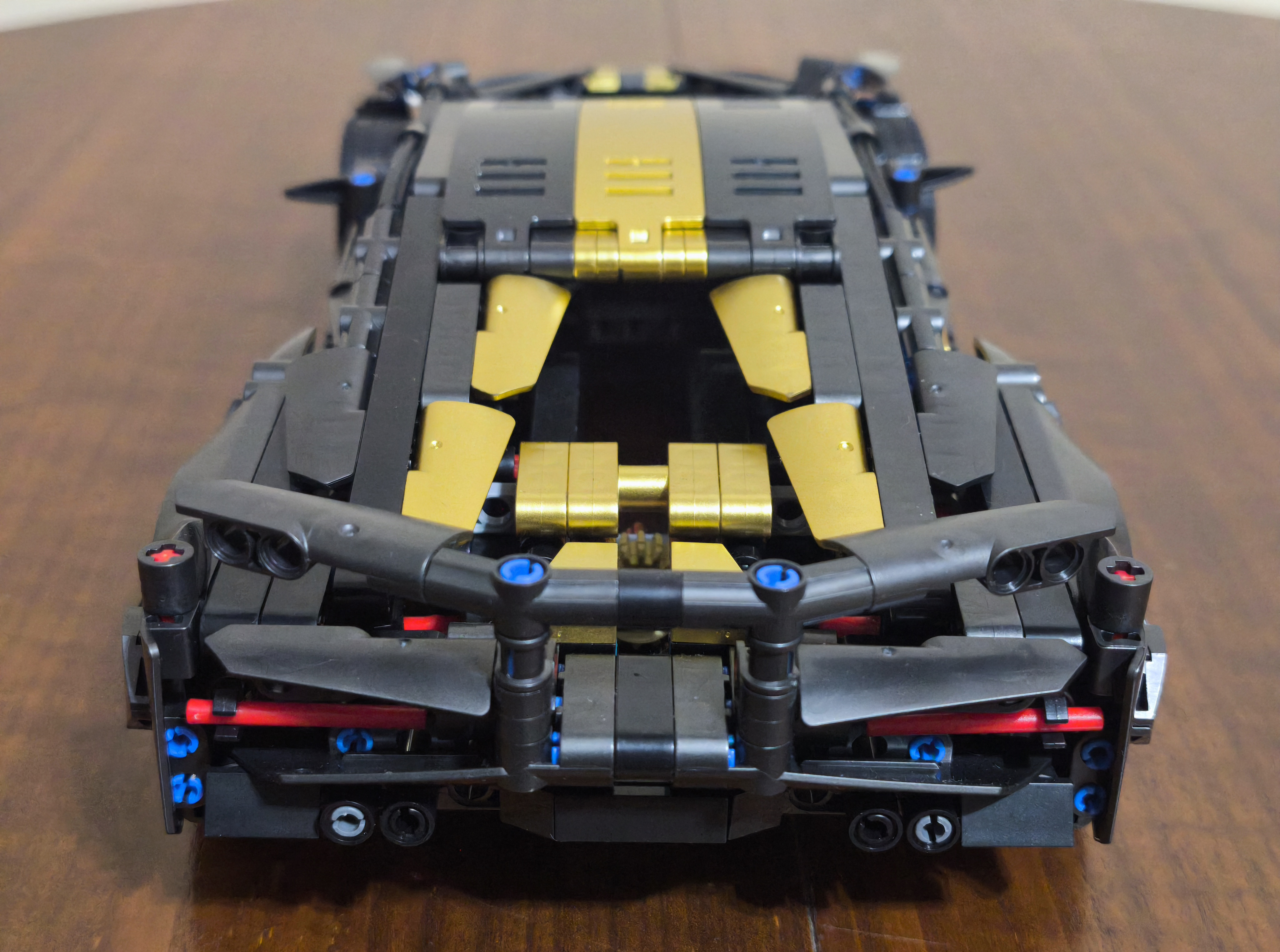 Kakva "zver" od 1.000 delova: Mihajlo je IT stručnjak ali i neverovatan maketar - sada napravio futuristički Lamborghini koji oduzima dah (FOTO)