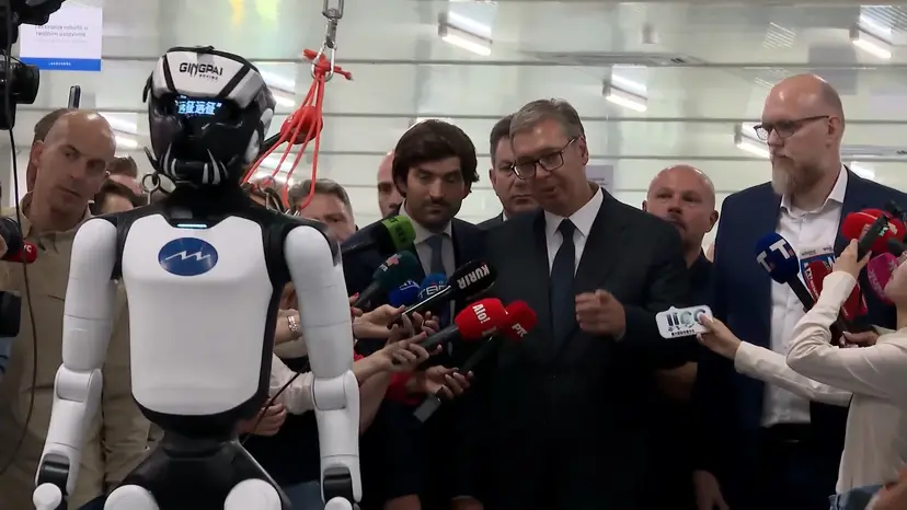 Vučić otvorio prvu fabriku humanoidnih robota u Evropi: "Srbija je danas iskoračila u budućnost" (FOTO)(VIDEO)