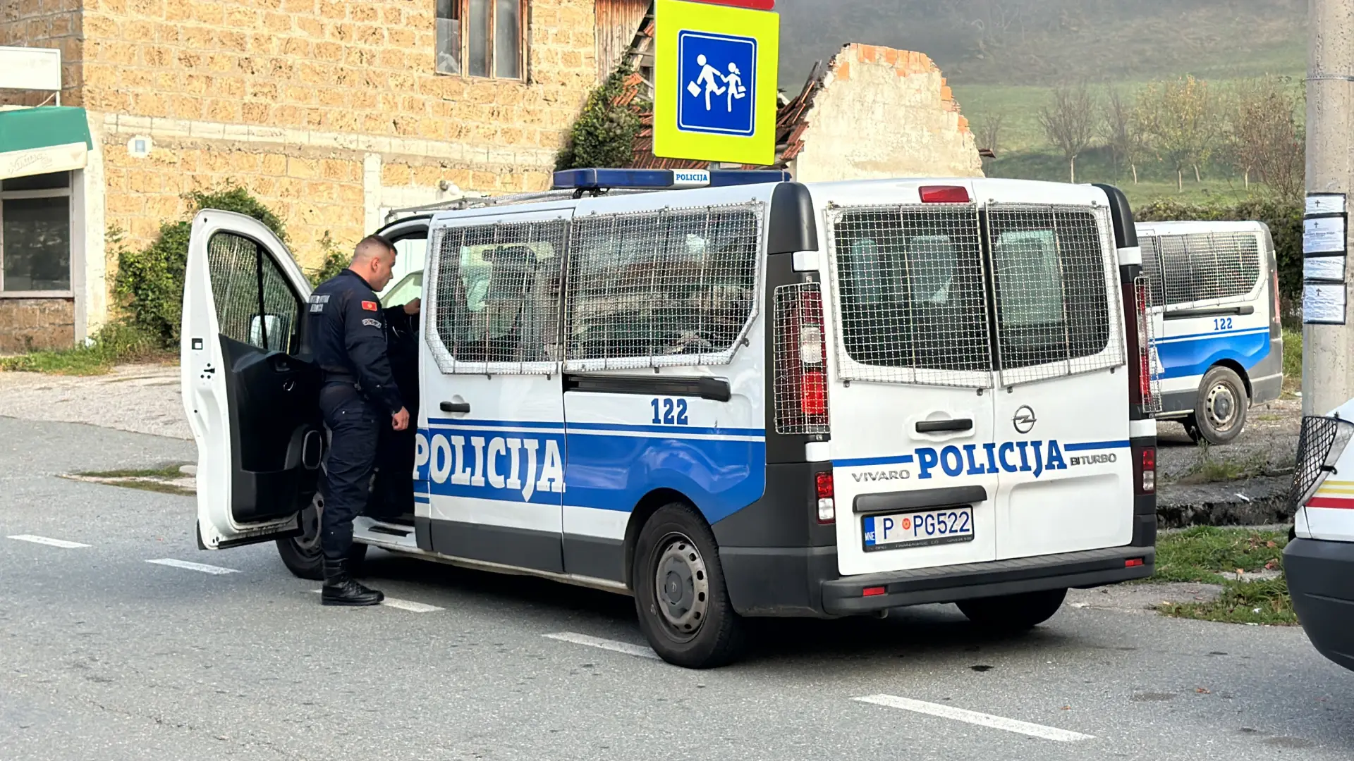 Polila vrata paba benzinom i namerno izazvala požar, a policija je zatekla na licu mesta: Uhapšena žena iz Nikšića