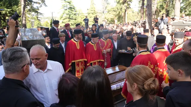 Ratko Mladić sahranjen na Topčiderskom groblju / foto: RINA