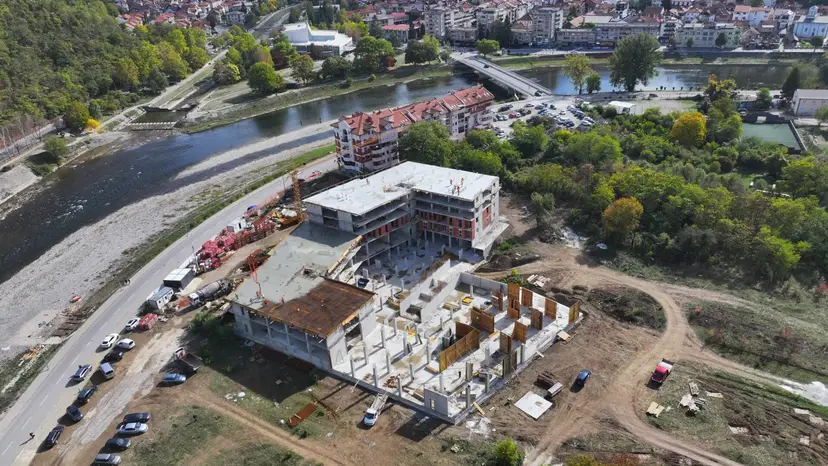 Planuli stanovi u "Prijepolju na vodi", od 177 već  prodato 125: Ovako izgleda gradilište elitnog naselja na obali Lima, investicija vredna 20 miliona eura (FOTO)