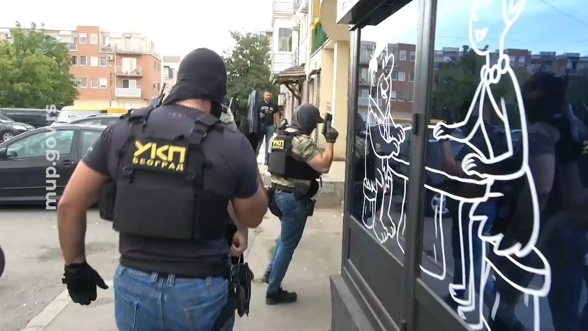 Uhapšen zbog sumnje da je dva puta bacio bombu na istu porodičnu kuću