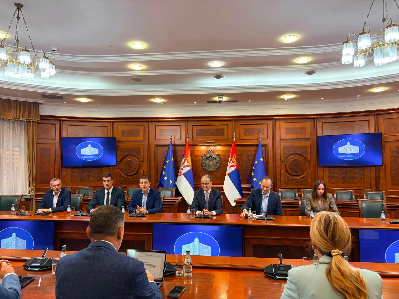 Srbija se sprema za veliki fudbalski spektakl: Macut okupio Organizacioni odbor, poznat termin Evropskog prvenstva (FOTO)