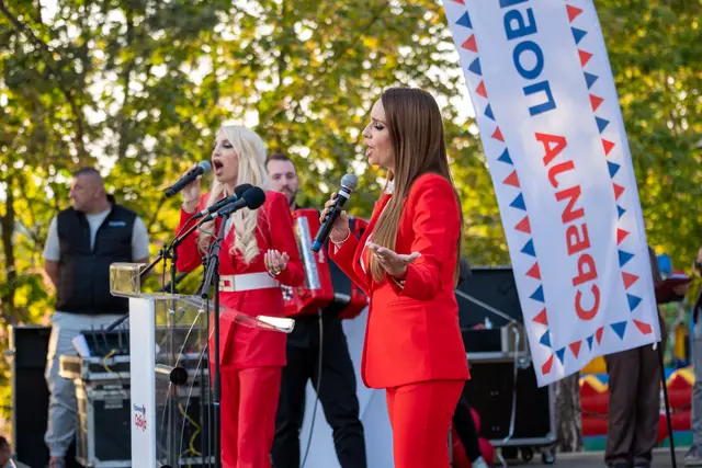 Prelepa slika jedinstva i sloge poslata iz Čačka / foto: Ustupljena fotografija