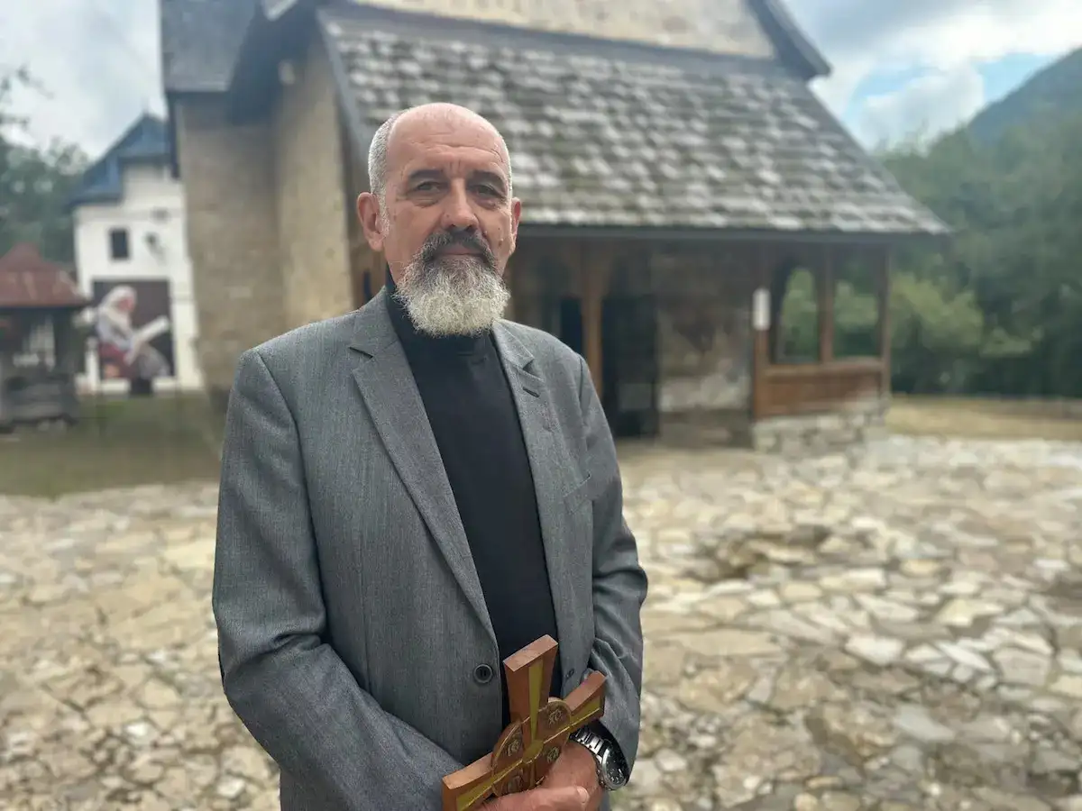 Te krstove iznosimo u njegovu čast: Danas počinje manifestacija koja slavi voljenog patrijarha Pavla - manastir Blagoveštenje duhovna je prestonica Moravičkog okruga