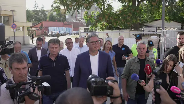 Vučić u poseti Kraljevu / foto: RINA