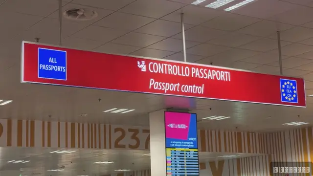 Srbi zarobljeni satima na aerodromu/ Foto: RINA