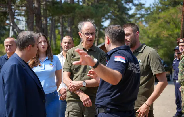Gašenje požara u Deliblatskoj peščari uz pomoć ruskog aviona Iljušin - Foto: Ministarstvo unutrašnjih poslova Srbije