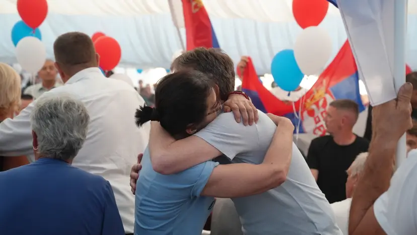 Ljudi su spremni, čekaju da kažeš datum i idemo da pobedimo: Snažna poruka predsedniku poslata iz Uba, Glišić poručio - ne damo da lažima ruše Srbiju (FOTO)