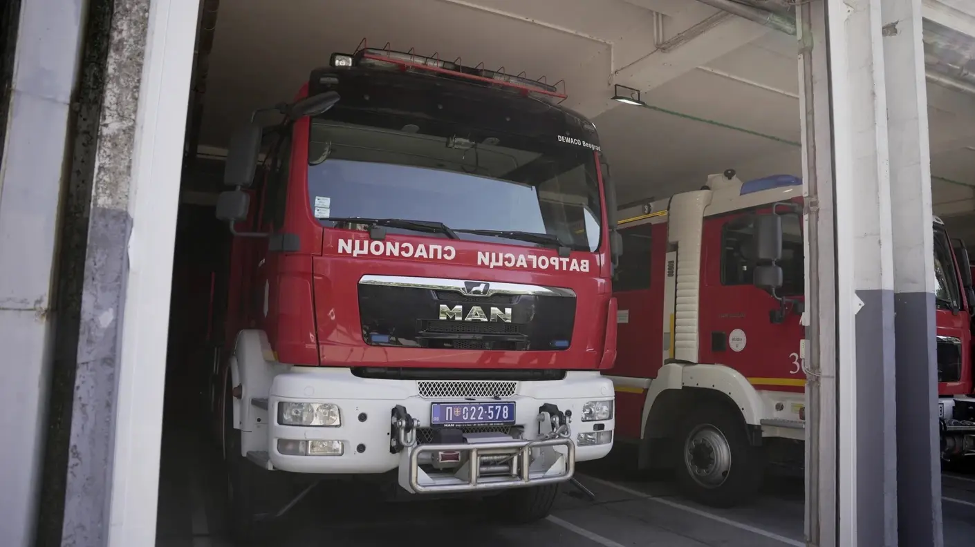 Zapalio dva kamiona na parkingu? Prijepoljcu (61) krivična prijava za izazivanje opšte opasnosti