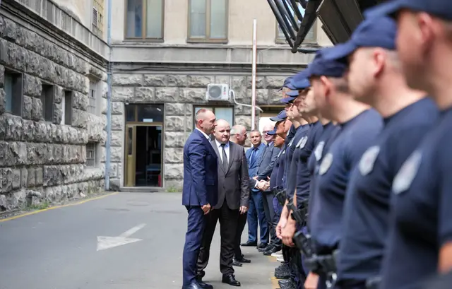 Poseta direktora policije Policijskoj upravi za grad Beograd - Foto: Ministarstvo unutrašnjih poslova Srbije