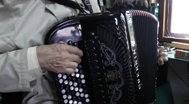 Mijo ni Mijo ni u desetoj deceniji života ne odustaje od svog posla i muzike / foto: RINA
