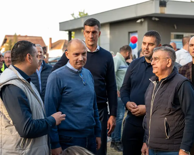 Prelepa slika jedinstva i sloge poslata iz Čačka / foto: Ustupljena fotografija