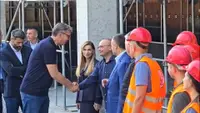 Da svaka majka poželi ponovo da se vrati u to porodilište: Vučić obišao radove na sanaciji i adaptaciji klinike u Tiršovoj (FOTO)