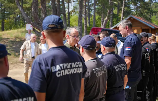 Gašenje požara u Deliblatskoj peščari uz pomoć ruskog aviona Iljušin - Foto: Ministarstvo unutrašnjih poslova Srbije