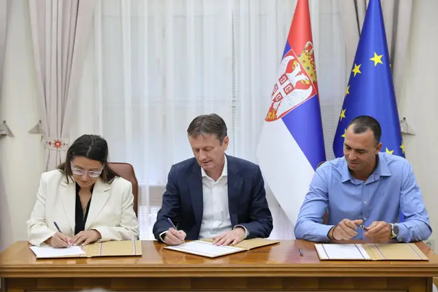 Rekonstruiše se zgrada Doma zdravlja u Batajnici / foto: RINA, Dario Konstatinović