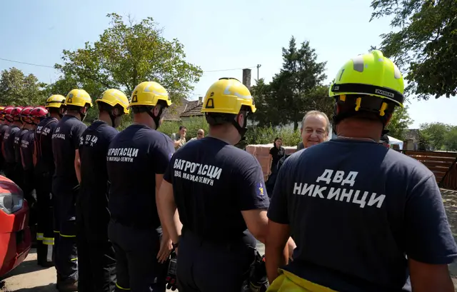 Požar u Deliblatskoj peščari i obilazak Ivice Dačića - Foto: Ministarstvo unutrašnjih poslova Srbije