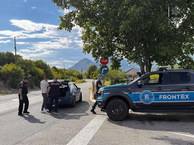 Pojačana kontrola na granicama Crne Gore tokom praznika: Za dva dana prošlo skoro 188.000 putnika/ Foto: UP Crne Gore