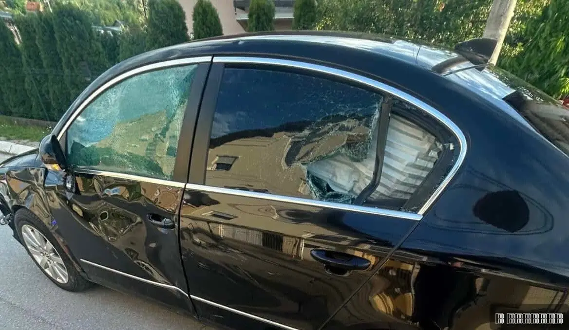 Užas u Čačku: Dvojica dečaka (11) skuterom udarila u vozilo, hitno prebačeni u bolnicu