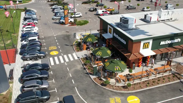 Otvoren McDonalds u Čačku, foto: RINA