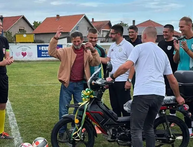 Lep gest oduševio čuvenog Zokija / foto: Privatna arhiva