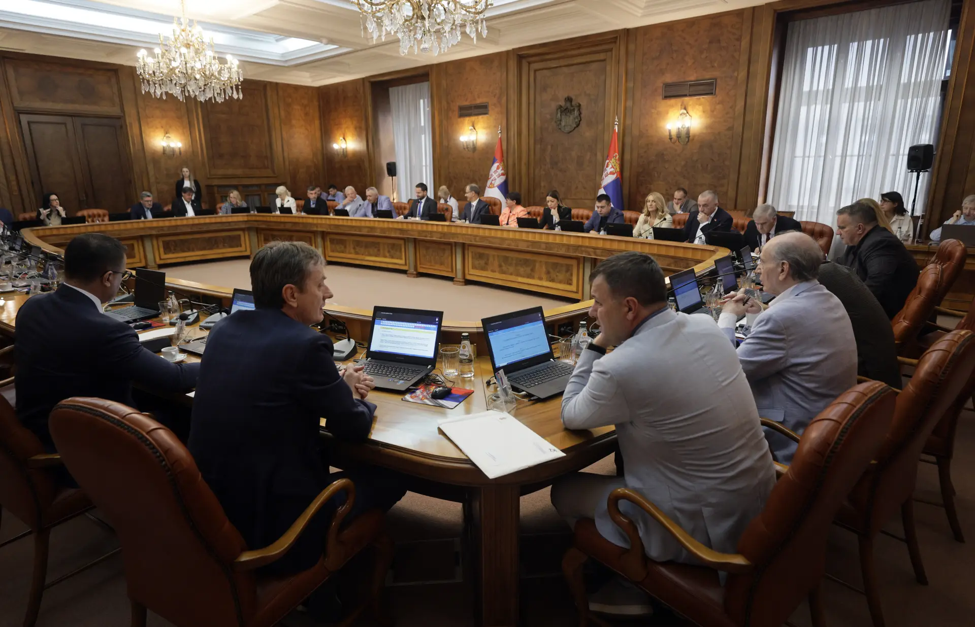Majkama do 2,5 miliona dinara za kuću na selu: Država spojila dve mere, nekretnina može biti potpuno besplatna (FOTO)