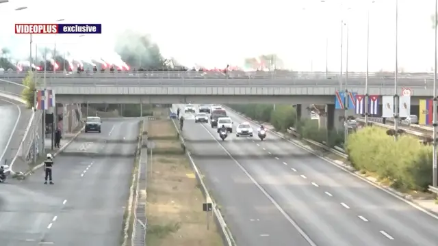 Kovčeg sa telom Ratka Mladića uz počasti građana dopremljen na VMA/ Foto: Screenshot, VIdeoplus