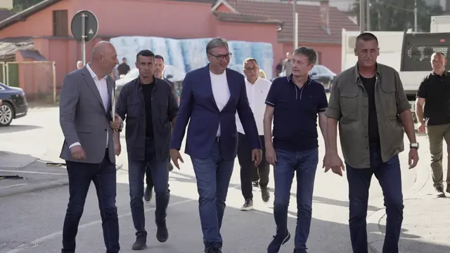 Vučić u poseti Kraljevu / foto: RINA