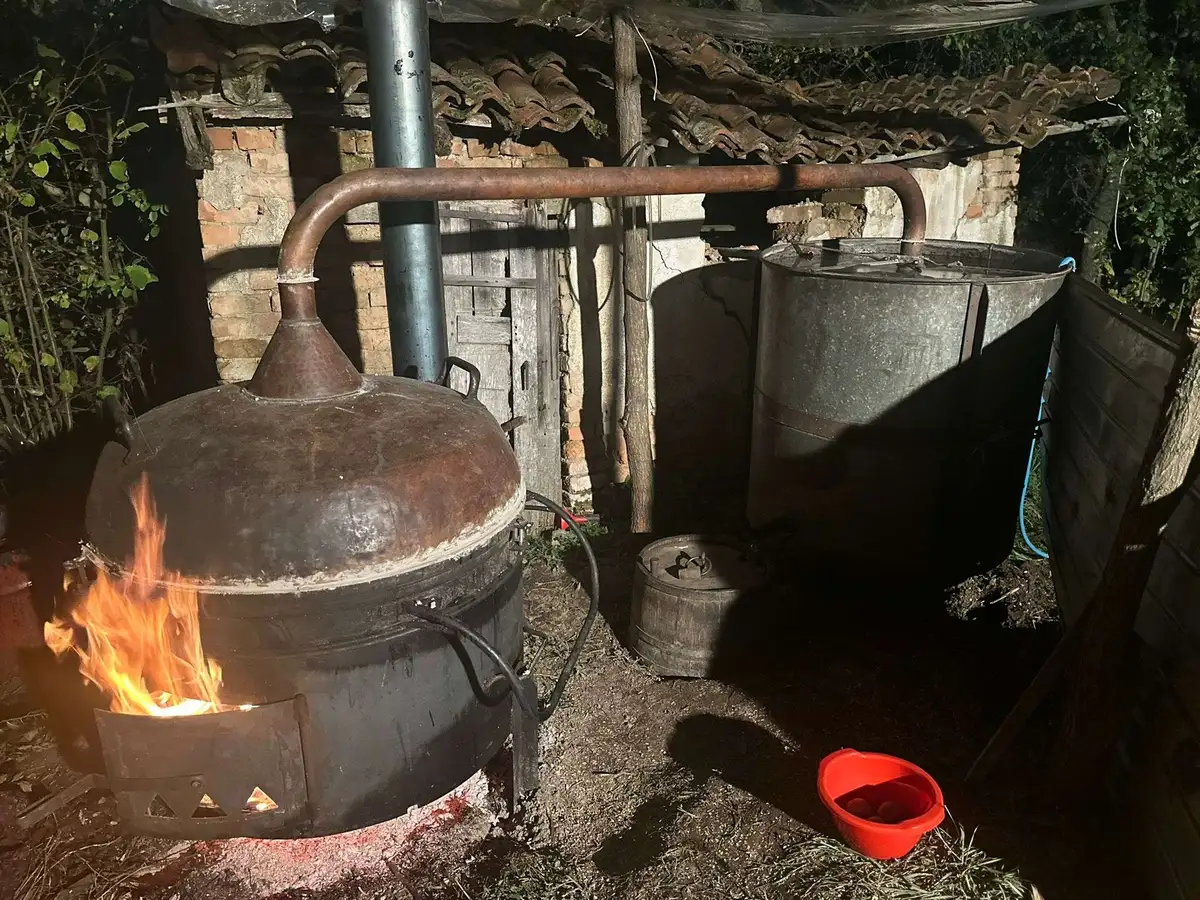 Jovan pao na vrelu rakiju iz kazana: Borio se više od dva meseca, pa umro u bolnici