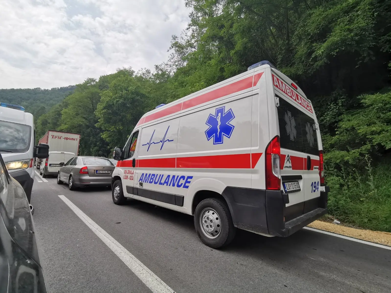 Virus hara kroz Kragujevac, građani se žale na stomačne tegobe i visoku temperaturu: Hitna pomoć tokom protekla 24 sata imala pune ruke posla