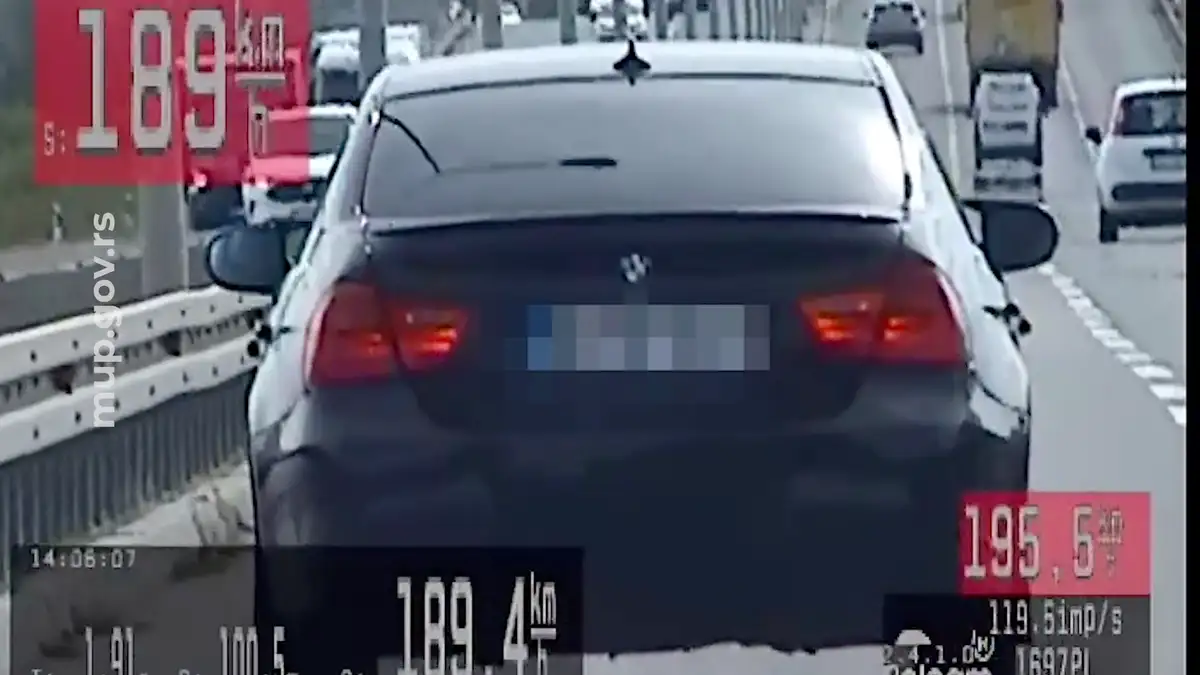GAS DO DASKE KOD PANČEVA: Trojica jurila BMW-om i audijima do 216 na sat, policija ih za samo jedan čas skinula sa puta (VIDEO)