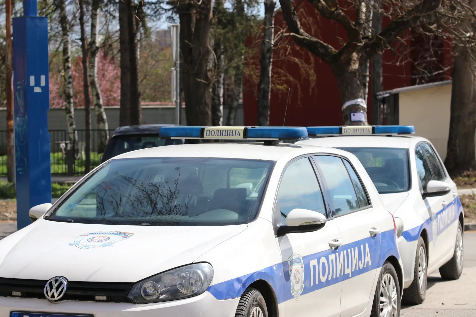 Incident u Novom Pazaru: Muškarac prišao policajcu i udario ga pesnicom i glavu, odmah uhapšen